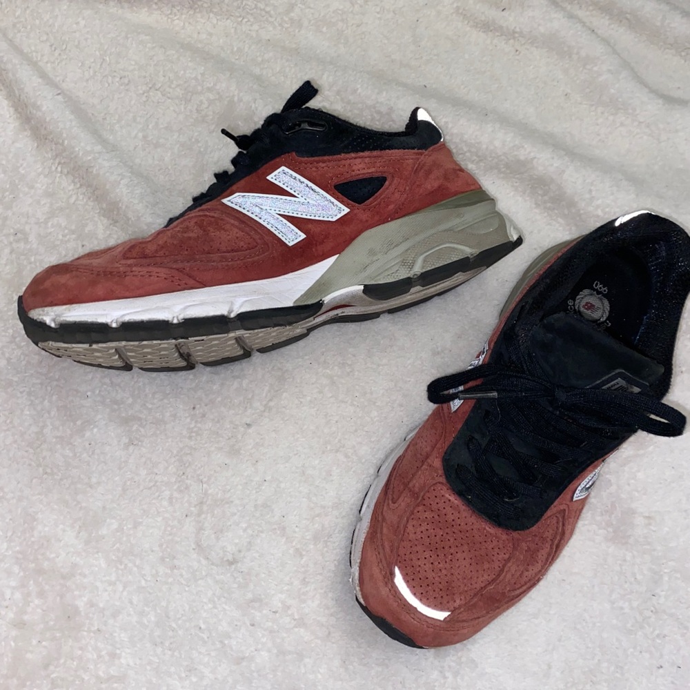 New Balance 990 Trainers